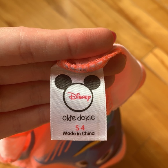 (4 for 20$) Disney Tank Tops for 4 Year Olds - Picture 5 of 5